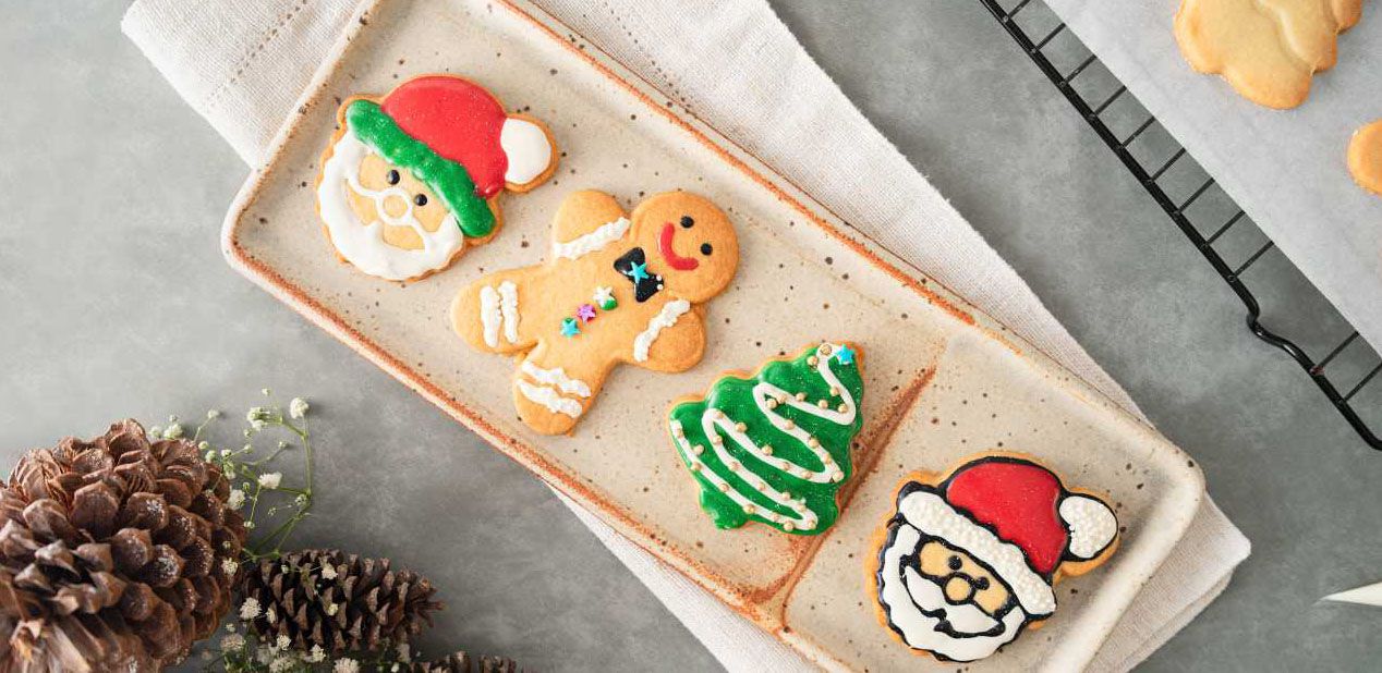 Biscoitos natalinos: lançamento do Kit de Natal para pintar | Padaria Vianney Biscoitos natalinos: lançamento do Kit de Natal para pintar | Padaria Vianney