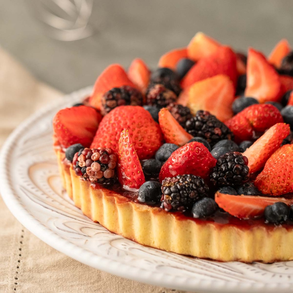 Tartellete de limão siciliano com frutas vermelhas