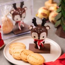 Rena de chocolate com biscoitos amanteigados