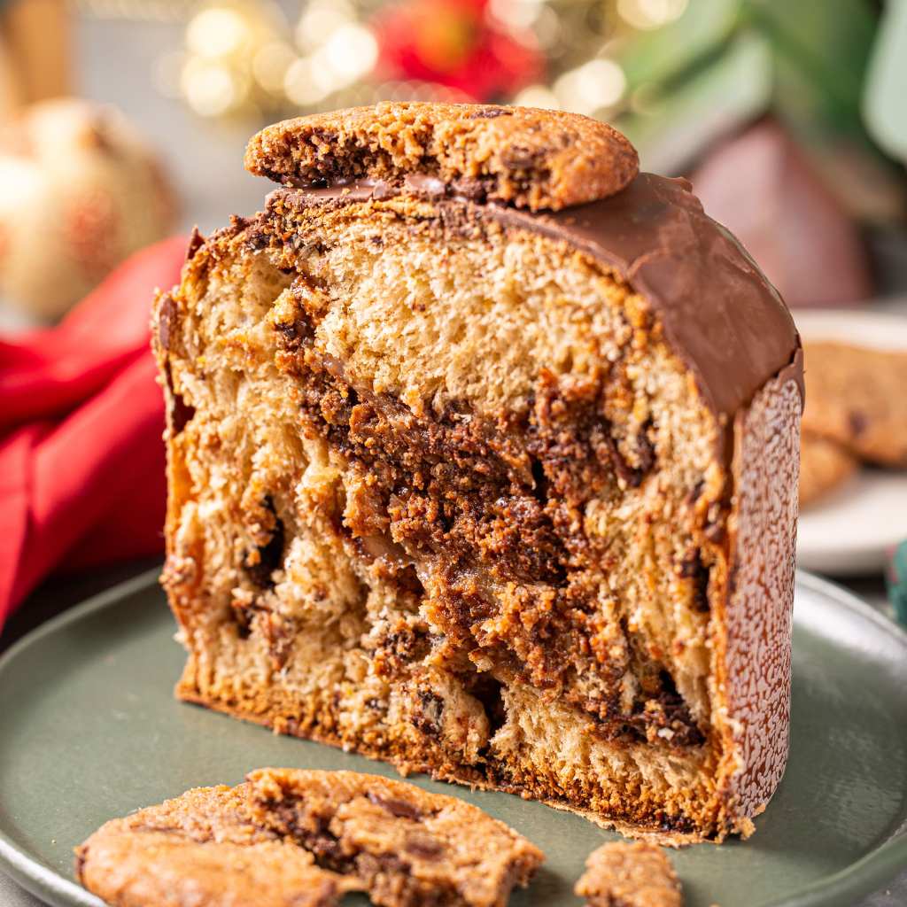 Chocottone Recheado de Cookies com Caramelo