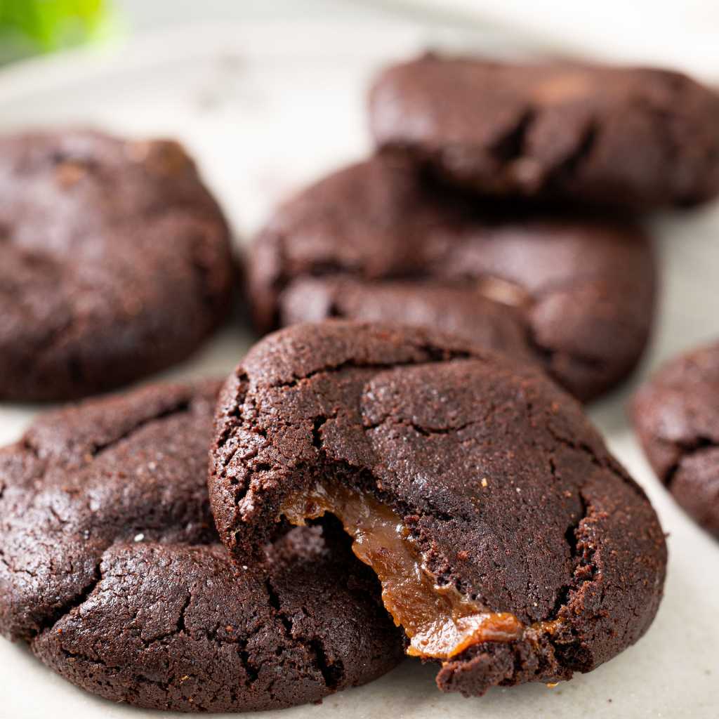 Cookies de Chocolate Recheado Com Caramelo - 2 unidades