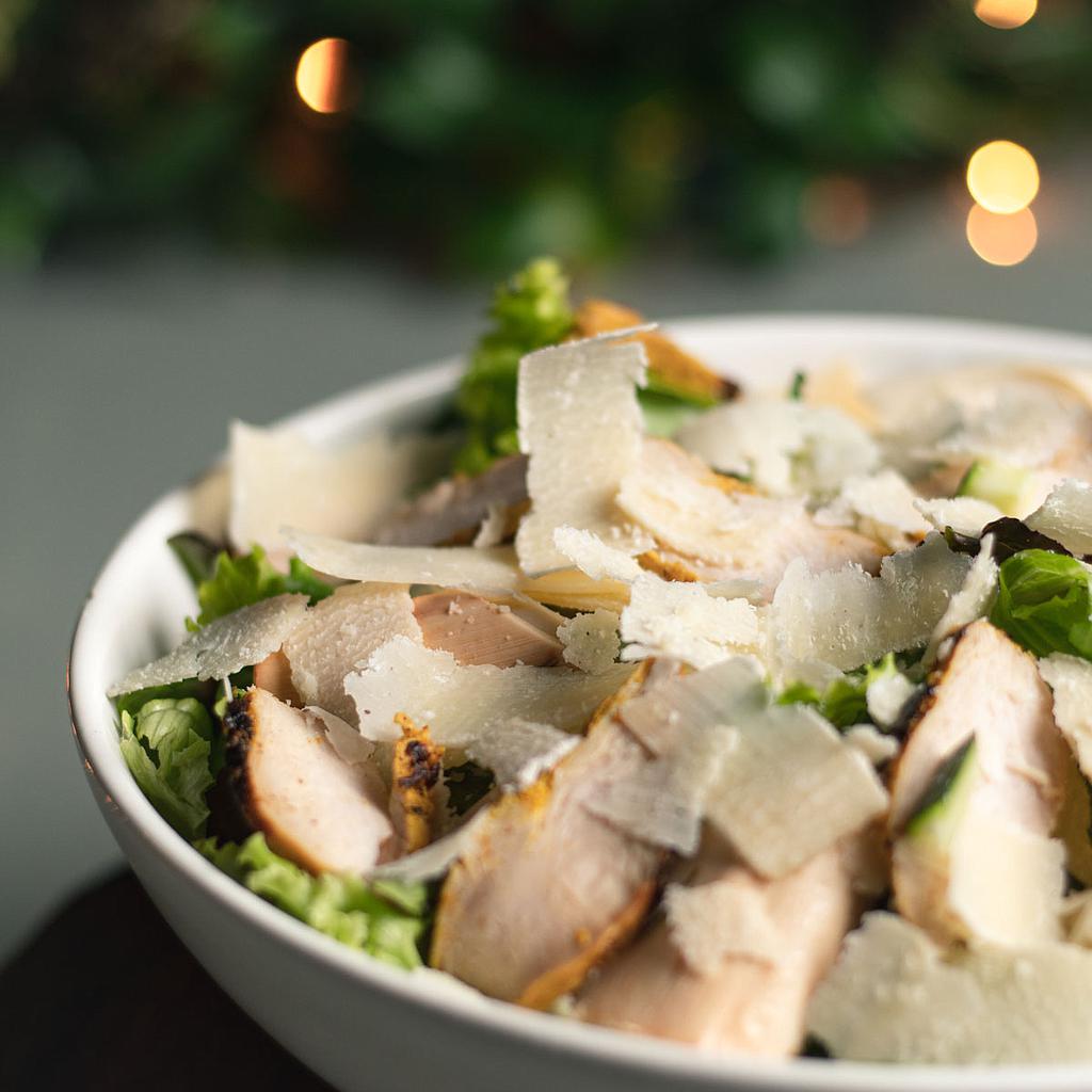 Salada de Frango com palmito e molho Iogurte de  Grego