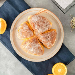 [84503] Pão Trevo de Laranja 