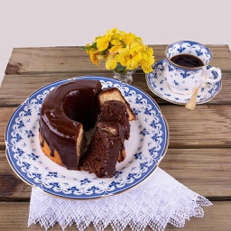 [005206] Bolo Mármore 