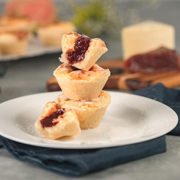 [083634] Empada de Queijo com Goiabada - 4 Unidades