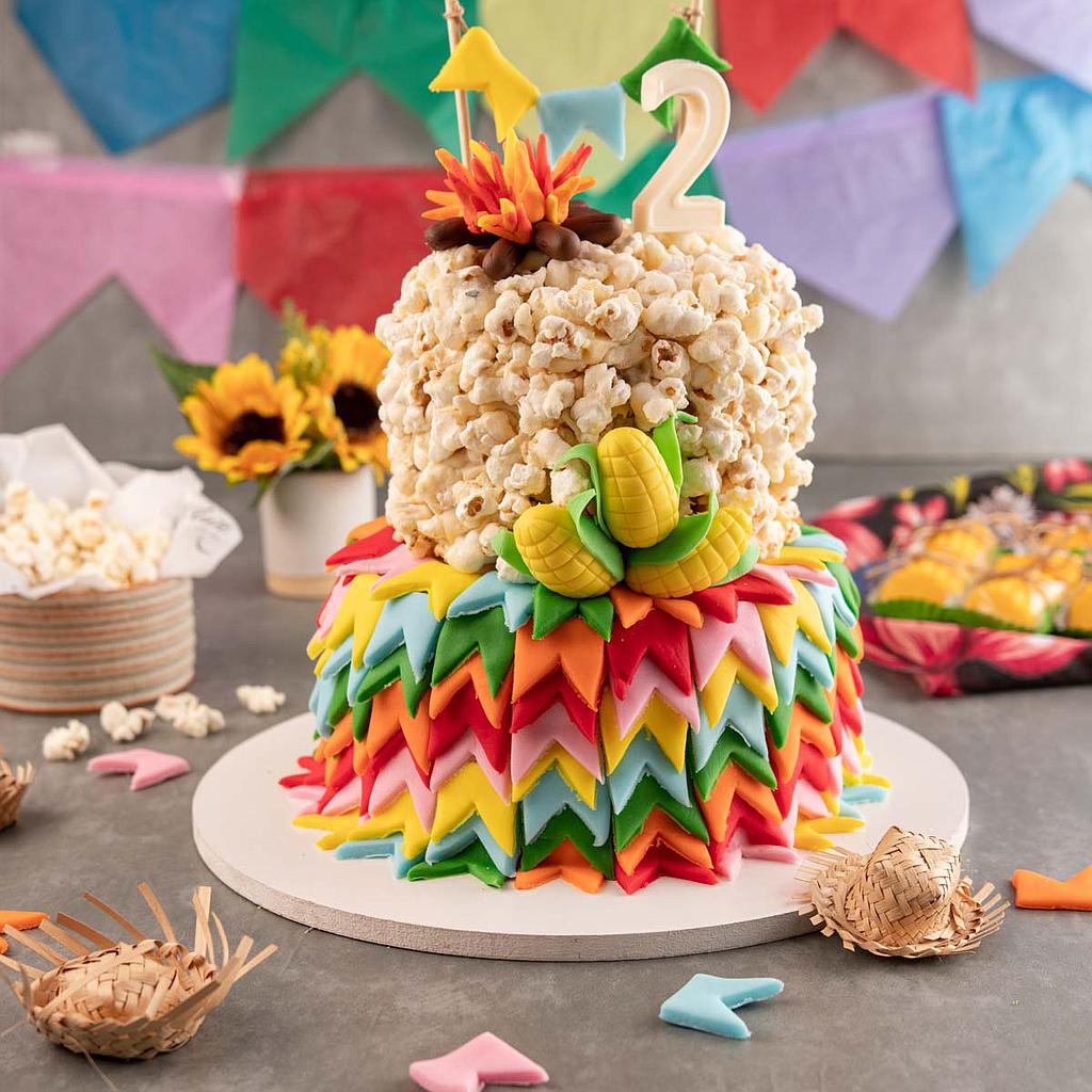 Torta Mesversário Junina 