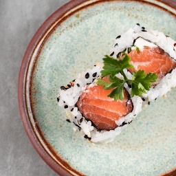 [109756] Uramaki Filadélfia: Salmão, Cream Cheese e Cebolinha (8 un.)