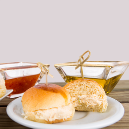 [094041] Mini Sanduíche no Pão de Batata com Patê de Frango