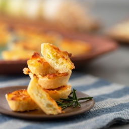 [005133] Mini Quiche de Alho Poró