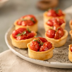 [111669] Mini quiche de tomates confitados com caramelo balsâmico