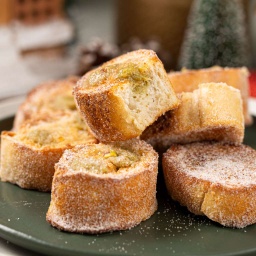 [114865] Rabanada Recheada Com Pistache