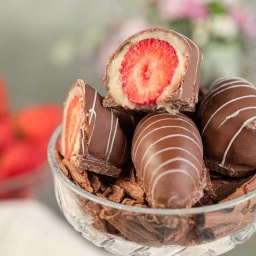 Mini Bombom de Morango Tradicional